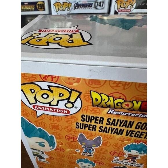Funko Pop! Metallic Super Saiyan God Super Saiyan Vegeta GameStop Exclusive - Picture 9 of 10